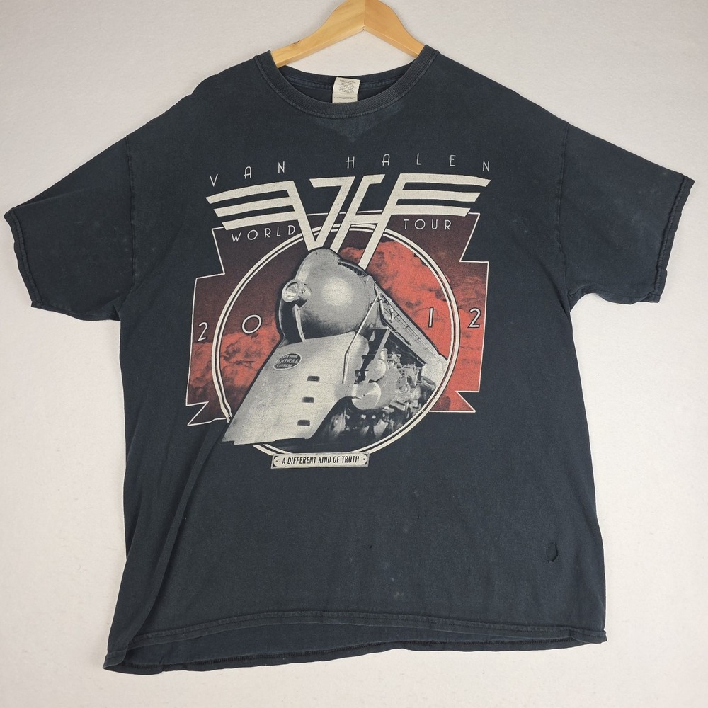Van Halen 2012 World Tour Men's T-Shirt XL "A Different Kind of Truth" READ‎